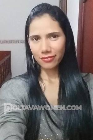 160418 - Karol Age: 40 - Colombia