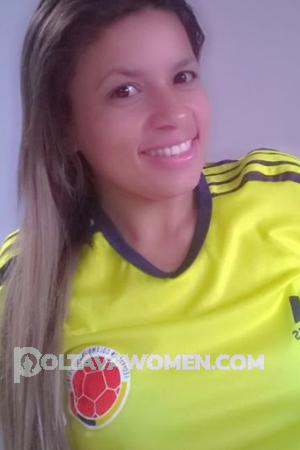 163088 - Dariela Age: 42 - Colombia