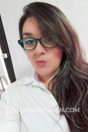 181183 - Diana Age: 43 - Colombia