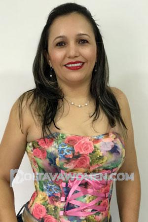 182238 - Yuri Age: 42 - Colombia