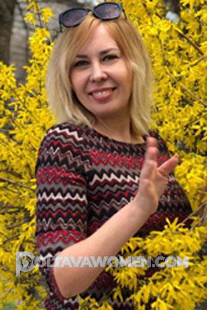 186604 - Veronica Age: 42 - Ukraine