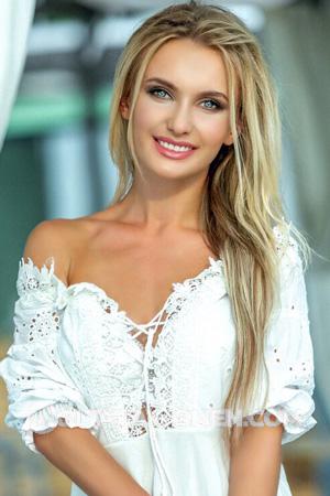 Ladies of Chernivtsi