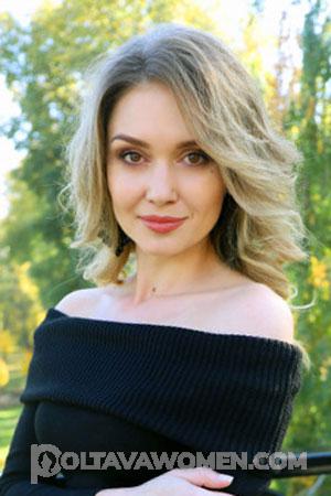 202147 - Yuliya Age: 42 - Ukraine