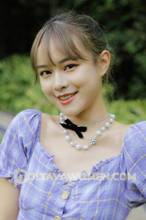 202856 - Jiayi Age: 23 - China