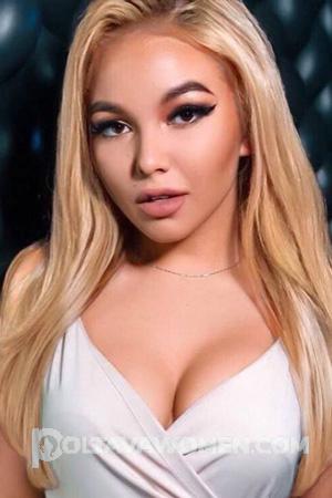 203453 - Elmira Age: 26 - Russia