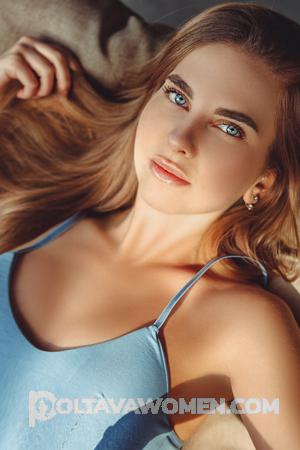 203978 - Victoria Age: 27 - Ukraine