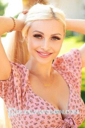 204106 - Irina Age: 38 - Russia