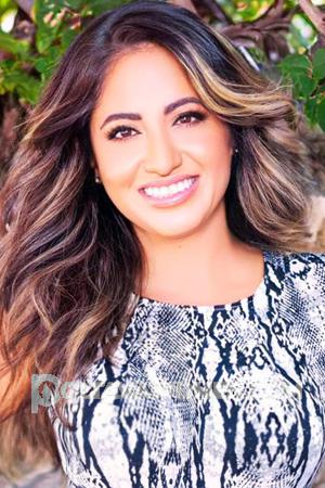 205129 - Ivonne Age: 44 - Mexico