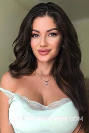 206798 - Elena Age: 32 - Russia