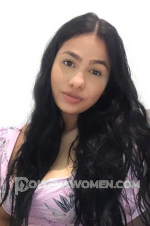 207494 - Daniela Age: 23 - Colombia