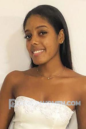 210405 - Edith Age: 19 - Colombia