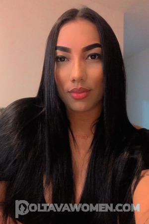 210692 - Yerlis Age: 28 - Colombia