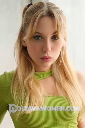 211213 - Irina Age: 24 - Ukraine