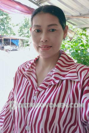 211659 - Jirawan Age: 52 - Thailand