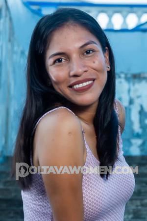 212061 - Iris Age: 37 - Peru