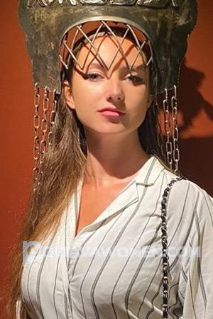 212442 - Elena Age: 45 - Russia