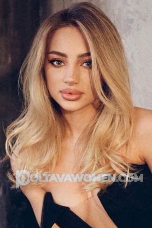 213810 - Khrystyna Age: 24 - Ukraine