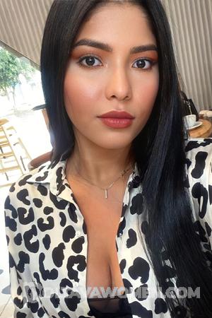 215101 - Kathya Age: 27 - Colombia