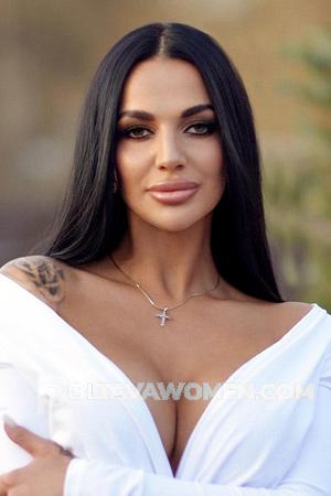 218904 - Diana Age: 32 - Ukraine