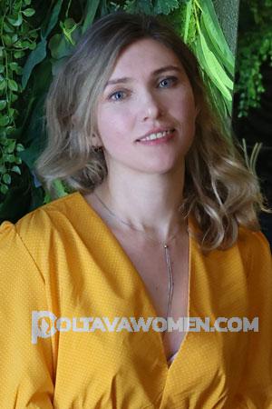 220744 - Oksana Age: 39 - Ukraine