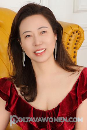 221928 - Elizabeth Age: 54 - China