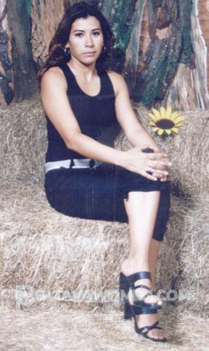 59203 - Rosemary Age: 34 - Costa Rica